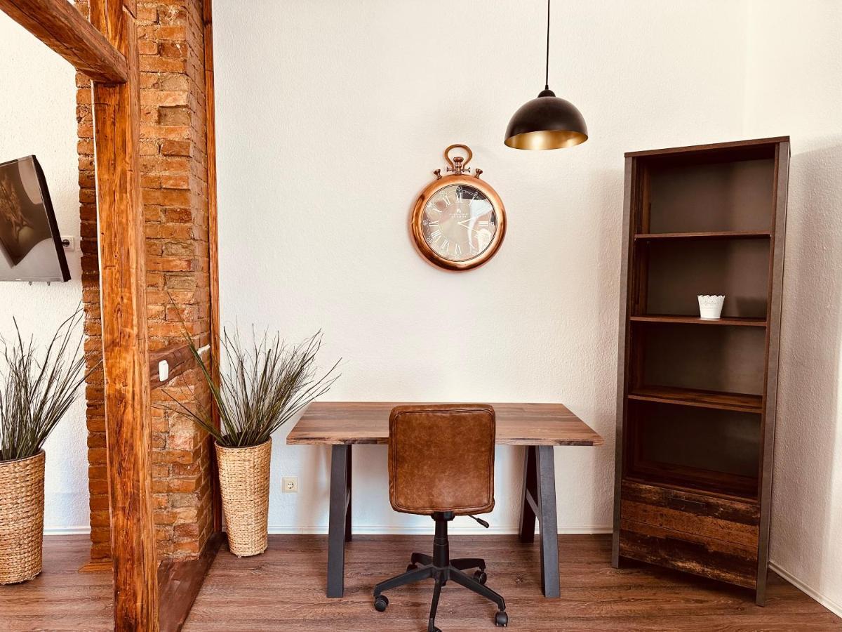 Wohnen Mit Vintage-Flair Appartement Schwerin  Buitenkant foto