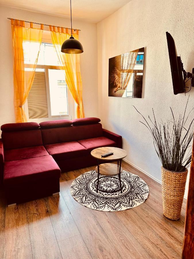Wohnen Mit Vintage-Flair Appartement Schwerin  Buitenkant foto