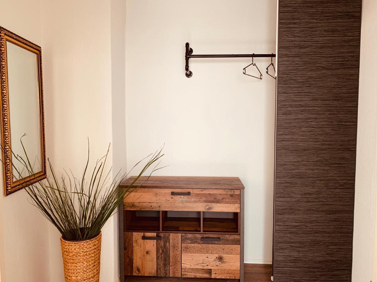 Wohnen Mit Vintage-Flair Appartement Schwerin  Buitenkant foto